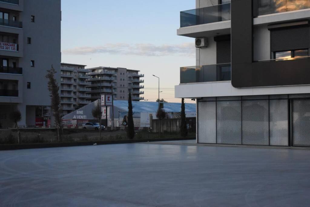 Apartment By The Lake With A View Mamaia Eksteriør billede