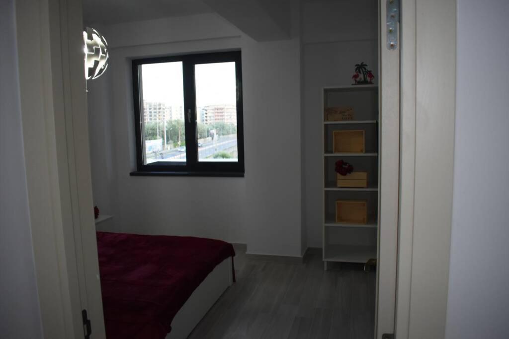 Apartment By The Lake With A View Mamaia Eksteriør billede