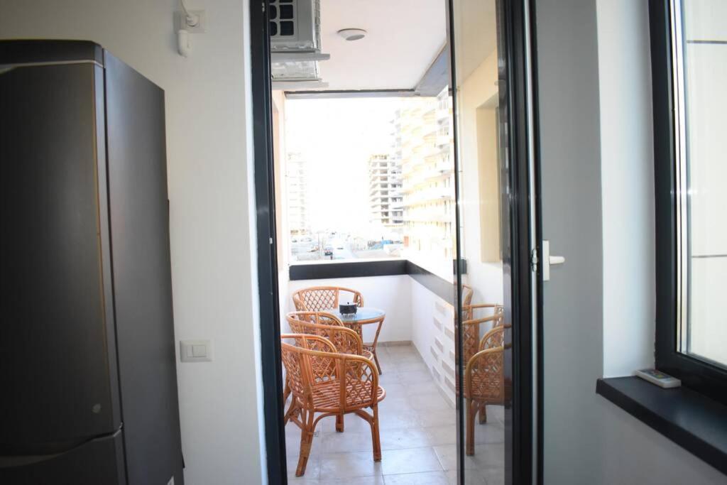Apartment By The Lake With A View Mamaia Eksteriør billede