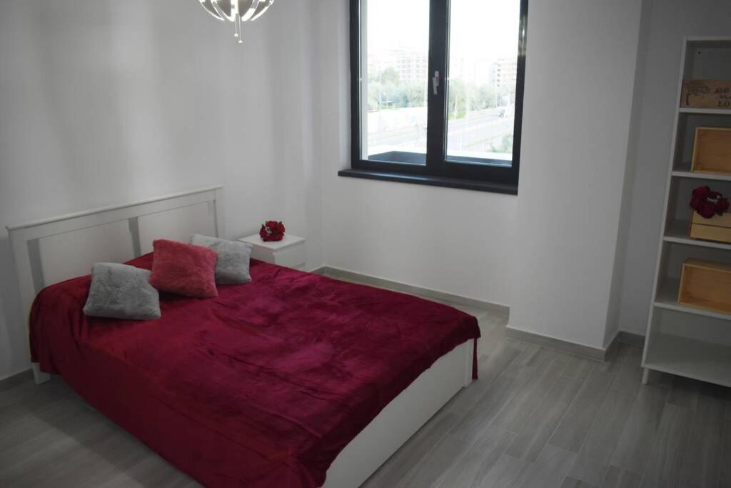 Apartment By The Lake With A View Mamaia Eksteriør billede