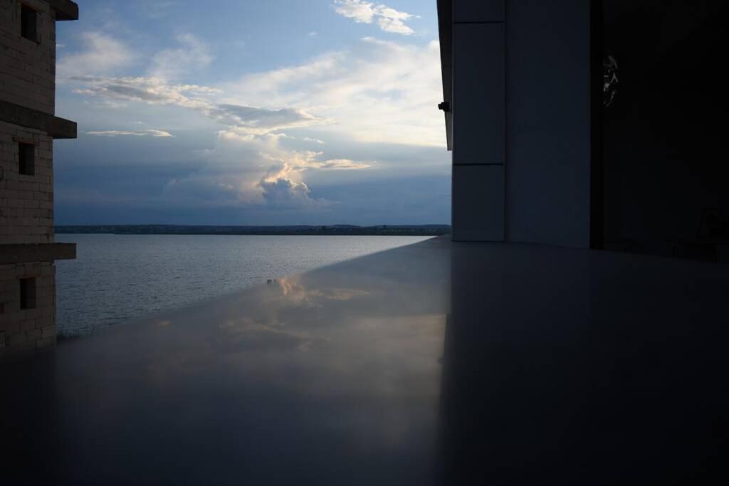 Apartment By The Lake With A View Mamaia Eksteriør billede